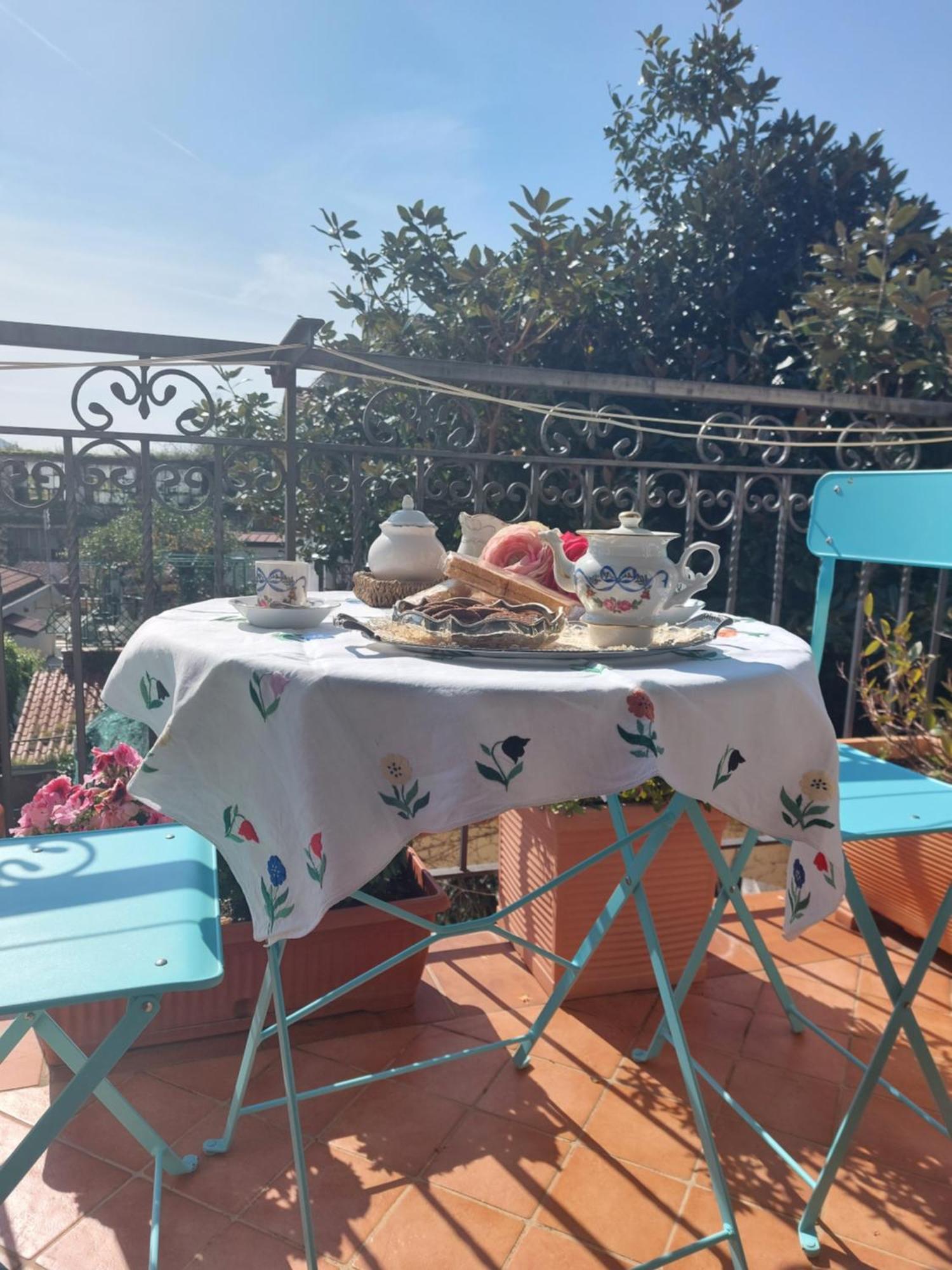 Ferienwohnung La Magnolia Locazione Breve Cava deʼ Tirreni Exterior foto